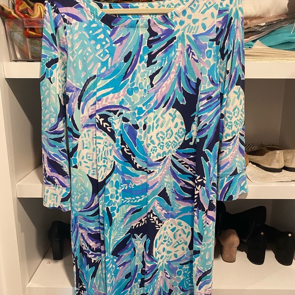 Dresses & Skirts - Lilly Pulitzer summer dress size large three-quarter sleeve Worn once
